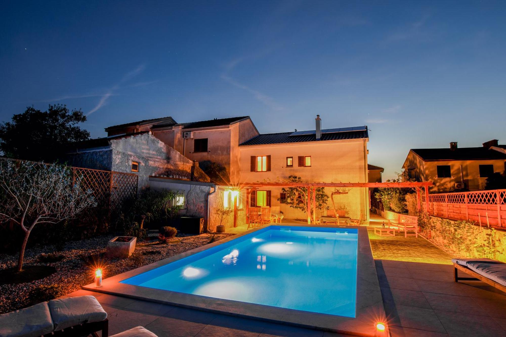Home Away From Home With A Heated Pool ปูนัต ภายนอก รูปภาพ
